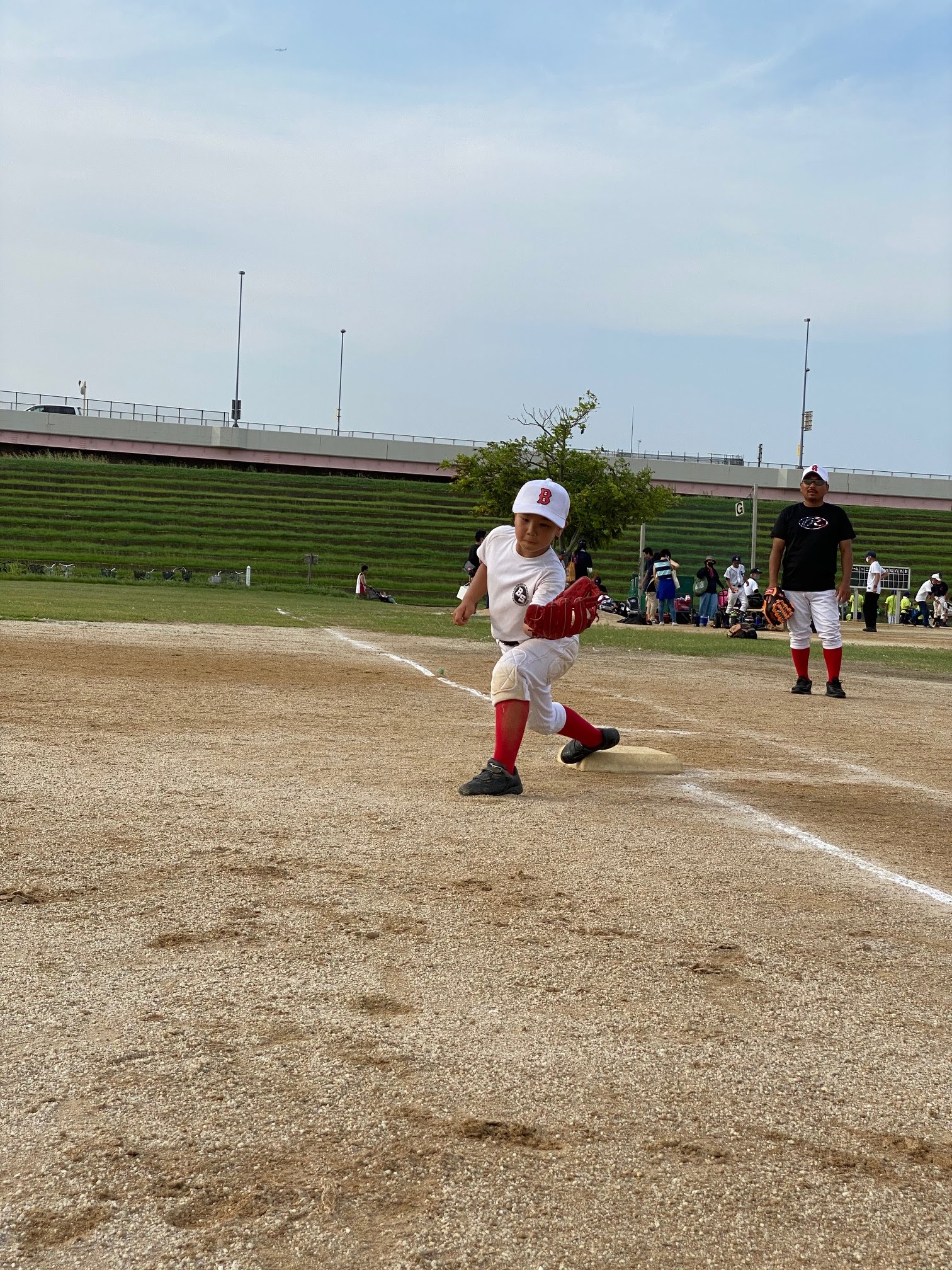 ボールを取る前に体が伸びきる癖を直そう！