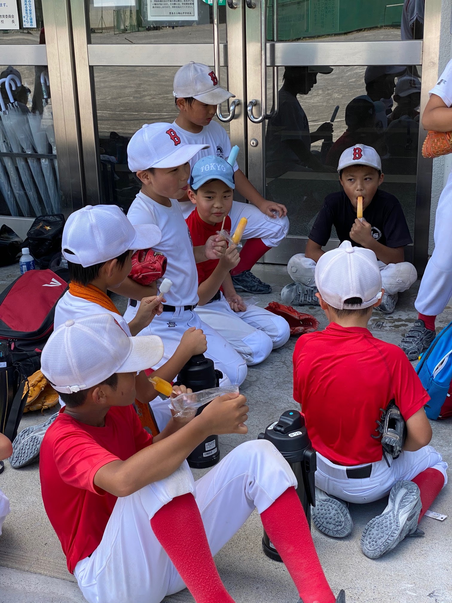 監督からOBのご紹介<br>中学の時はどこ守ってたんですか？とか質問も😁