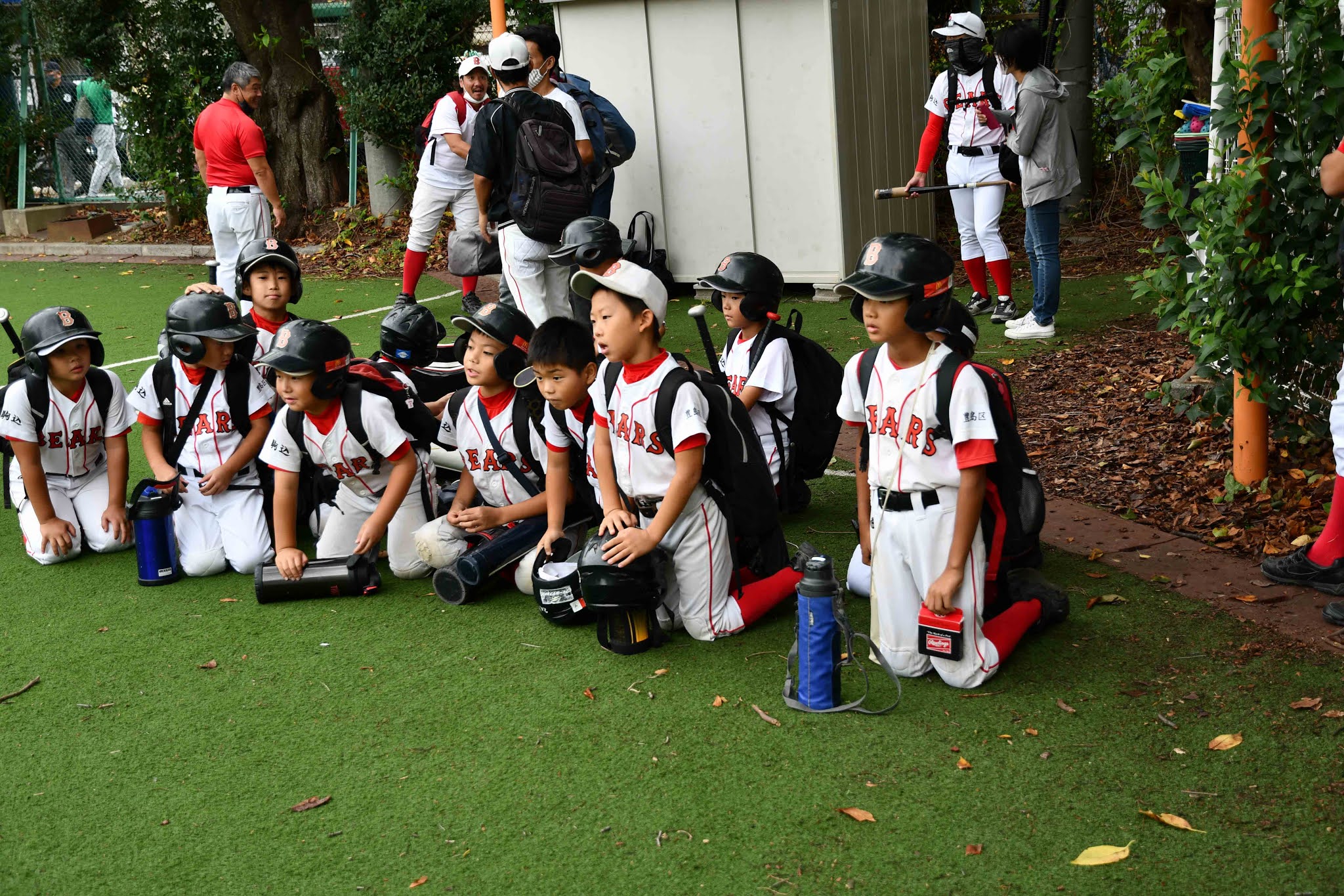 食べ終わったら前に行われていた試合を見学しながら「リードが小さいだの、なんだの」 他人の振り見て我がふり直せ！ですよー