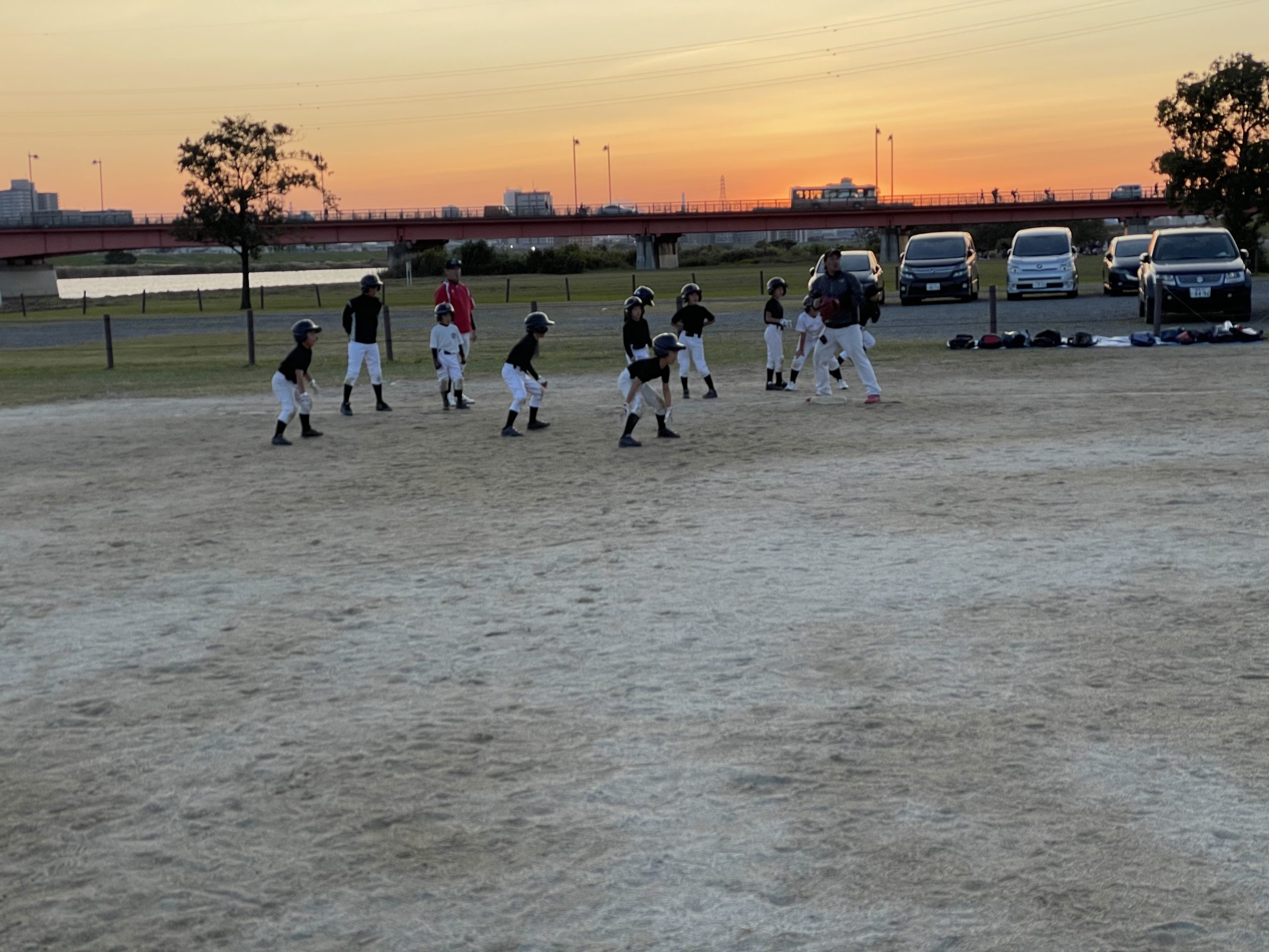 夕方になってもみんな元気。キャプテンも声出して良い感じです。
