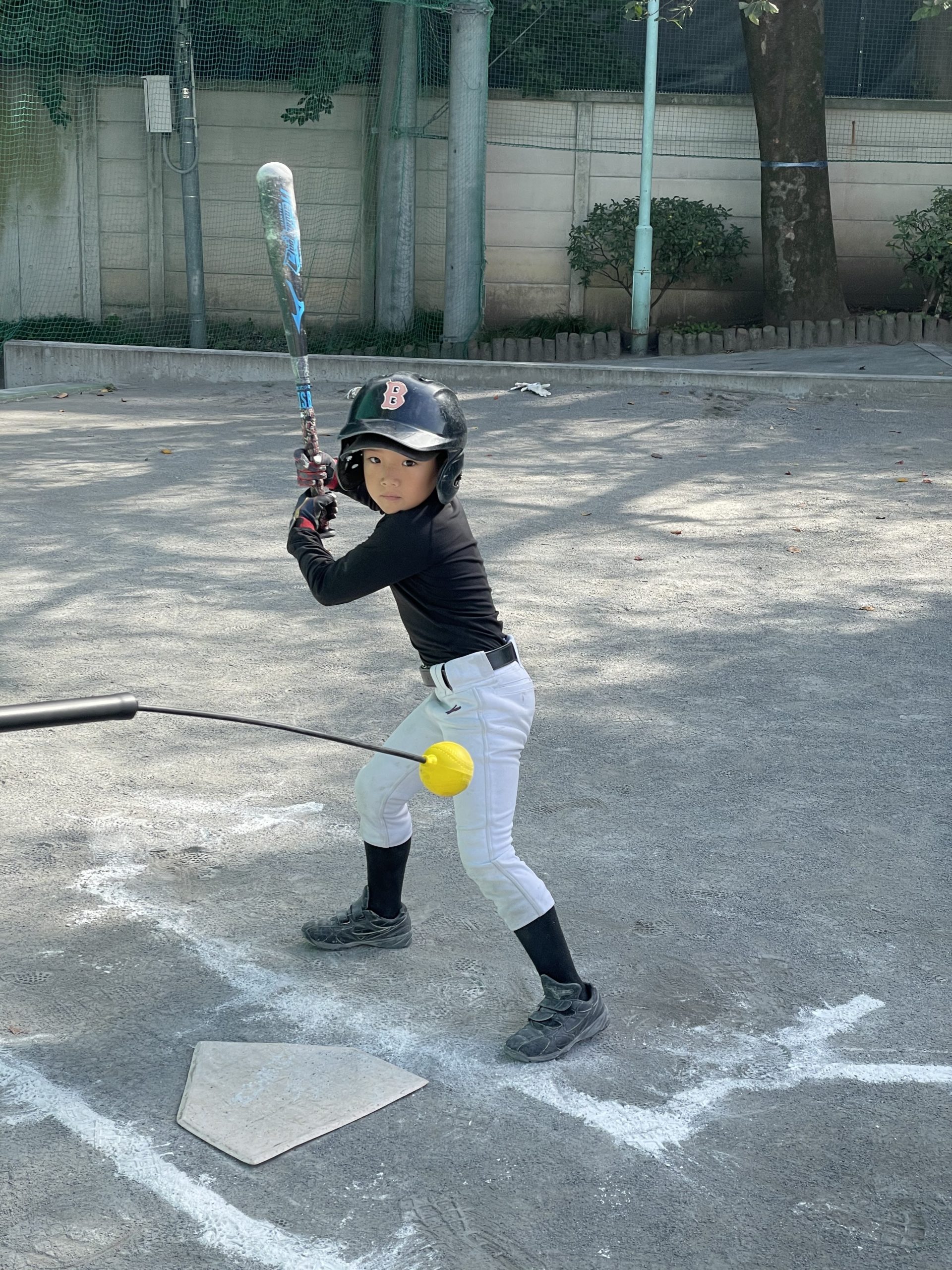 普段使ってないので、置きティーの設置に興味津々の子供たち。